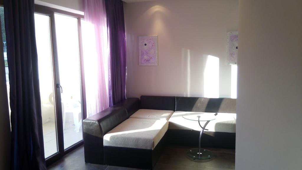 Private Apartments In Hotel Dolce Vita โกลเดน แซนส์ ภายนอก รูปภาพ