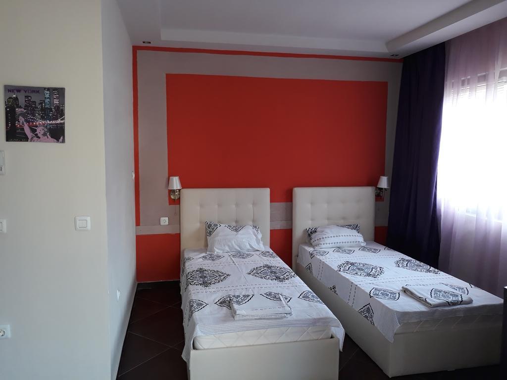Private Apartments In Hotel Dolce Vita โกลเดน แซนส์ ภายนอก รูปภาพ